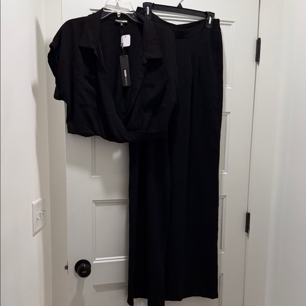 Fashion Nova Black Wide-Leg Jumpsuit with Draped Bodice. It’s an XL but fits a L